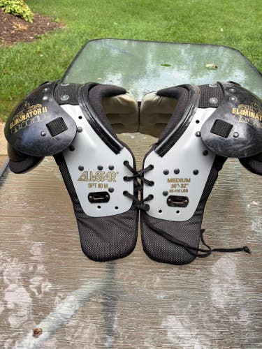 Medium Youth All Star Shoulder Pads SPT 80 M (Used)