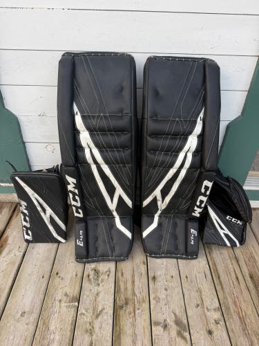 35" CCM Extreme Flex 4.9 Regular Goalie Full Set (Used)