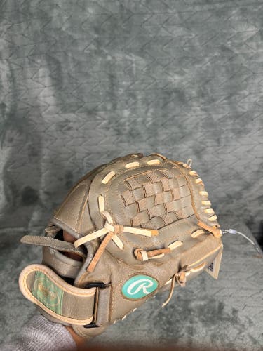 Gray Rawlings Sure Catch RH Pitcher's Baseball Glove 11.5" (Used)