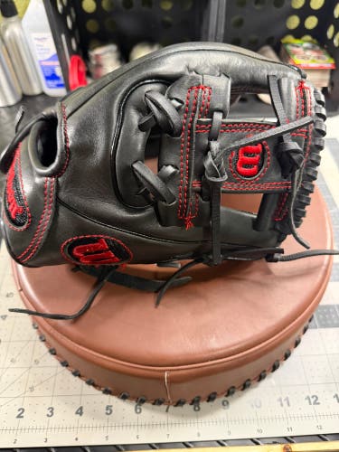 Wilson 6-4-3 RH Baseball Glove 11.5" (Used)