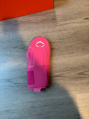 Pink Senior EvoShield Sliding Mitt (Used)