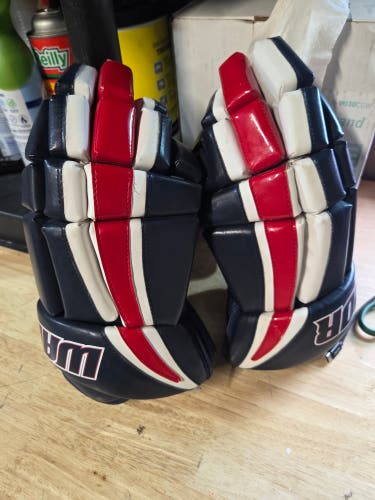Warrior Hitman Gloves 13" (Used)