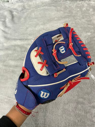 Blue Wilson A200 Infield Baseball Glove 10" (Used)