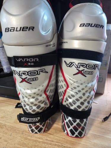 Junior Bauer Vapor X20 12" Shin Pads (Used)
