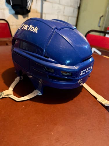 Toronto maple leafs helmet