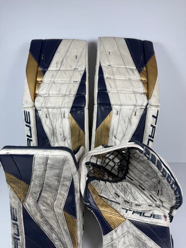 Used 32.5" Senior True Catalyst Px3 Pro Stock Goalie Full Set - White/Navy/Gold