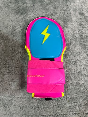 Bruce Bolt Sliding Mitt