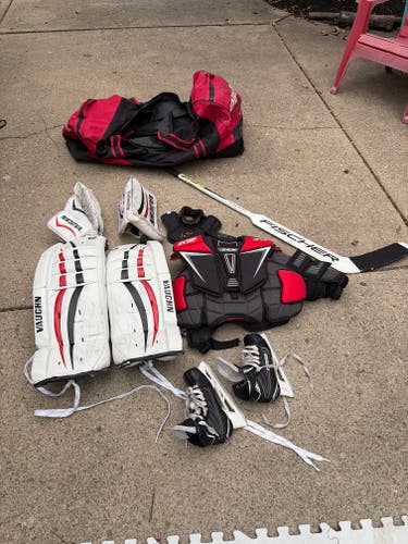 26" Vaughn Velocity V6 Goalie Full Set (Used)