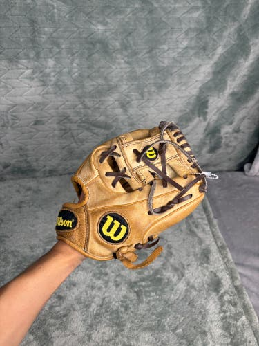 Brown Wilson A450 RH Infield Baseball Glove 10.75" (Used)