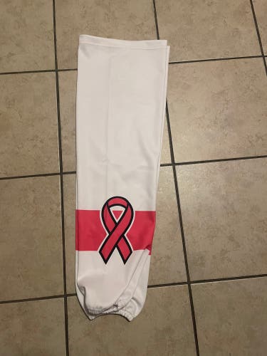 White Senior XL Athletic Knit Socks (New) breast cancer speciality socks