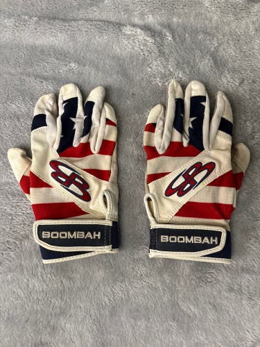 Red Small Boombah Batting Gloves (Used)