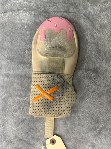 Absolutely Ridiculous Sliding Mitt