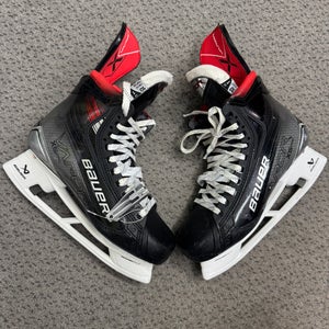 Bauer Vapor X5 Pro Hockey Skates 10 (Used)