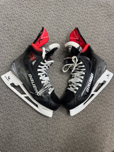 Bauer Vapor X5 Pro Hockey Skates 10 (Used)