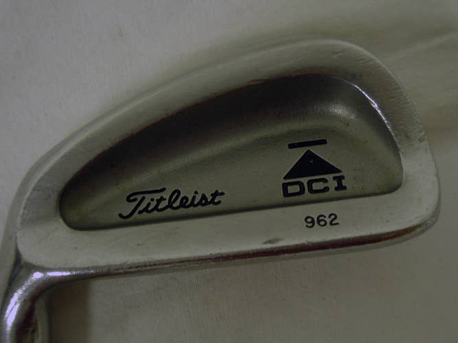 Titleist DCI 962 2 iron (Steel Dynamic Gold Stiff) 2i Golf Club