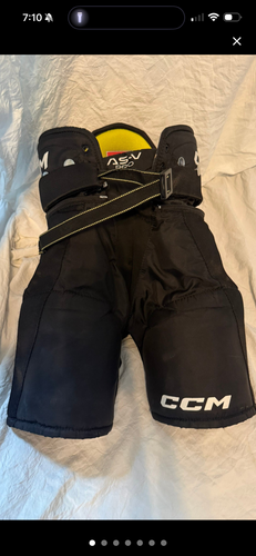 Youth Large CCM AS-V Pro Hockey Pants (Used)