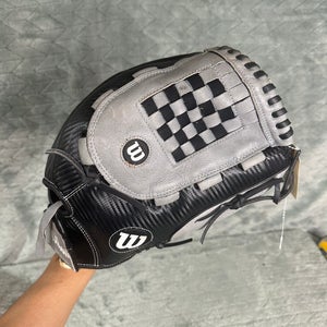 Gray Wilson A360 RH Softball Glove 14" (Used)