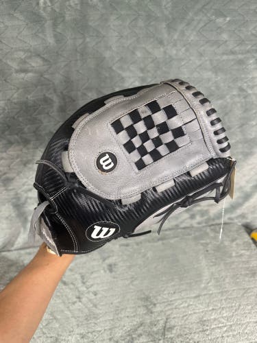 Gray Wilson A360 RH Softball Glove 14" (Used)