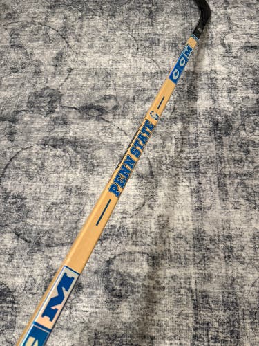 Penn State Outdoor Hockey Senior CCM JetSpeed FT7 Pro Right Handed Hockey Stick P28M 80 Flex