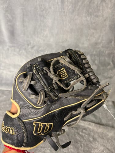 Black Wilson A1000 RH Infield Baseball Glove 11.5" (Used)