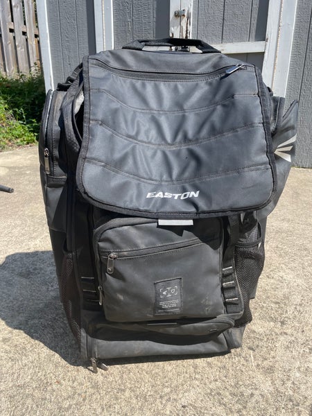 Easton Voyager Wheeled Bag