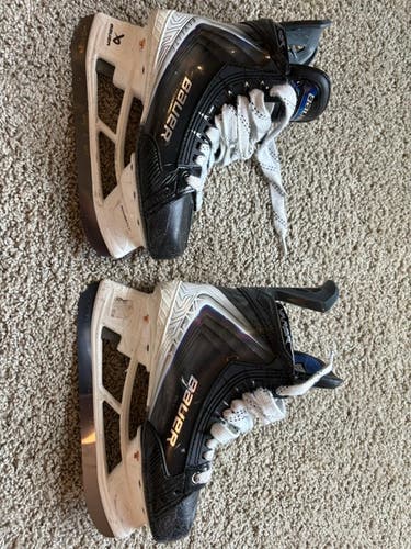 2025 Bauer Vapor Flylite Hockey Skates – Size 4.5 Fit 2 – Fly-TI Steel (Used)