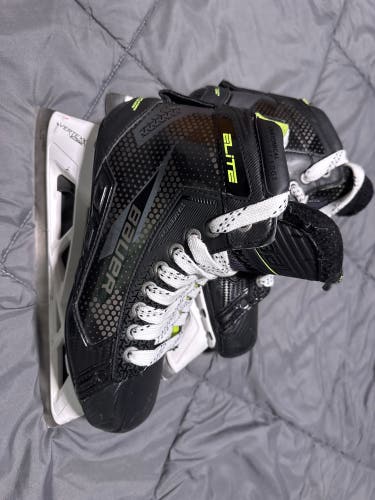 2024 Bauer Elite Hockey Goalie Skates Regular Width 7.5 (Used)