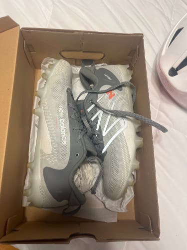 New balance FreezeLX v4 low ( Used )