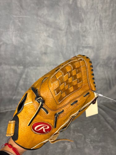 Brown Rawlings The Mark of a Pro RH Pitcher's Baseball Glove 12.5" (Used)