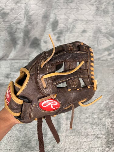Brown Rawlings Highlight Series RH Infield Baseball Glove 11.5" (Used)