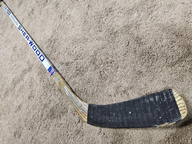 JOE SAKIC 88'89 Signed ROOKIE Quebec Nordiques NHL Game Used Hockey Stick