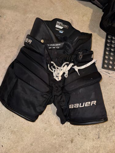 Senior Small Bauer Pro Hockey Goalie Pants (Used)