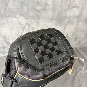 Black Adidas EAZY CLOSE RH Pitcher's Baseball Glove 11.5" (Used)