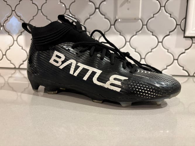 Men's Size M 11.0 (W 12.0) Battle Mid Top Molded Cleats (Used)