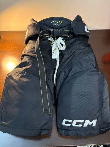 CCM Tacks AS-V Pro Hockey Pants – Senior Small – Black (Used)