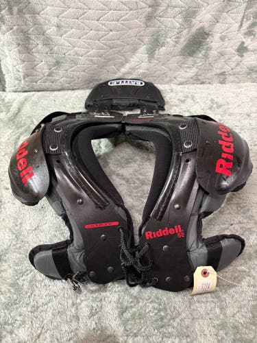 Medium Youth Riddell S2 Shoulder Pads (Used)