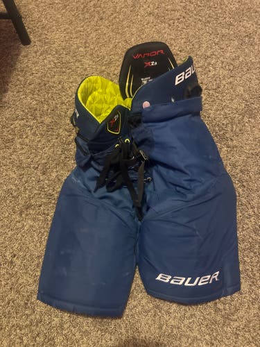 Junior XL Bauer Vapor X2.9 Hockey Pants (Used)