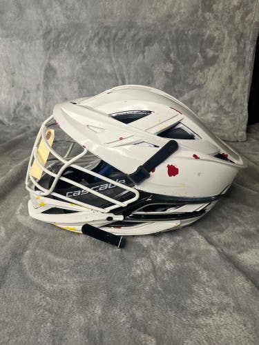 White Youth Cascade XRS Helmet (Used)