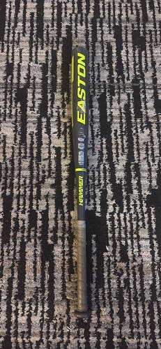 Easton Hammer Bat (-3.5) 12 oz 33" (Used)