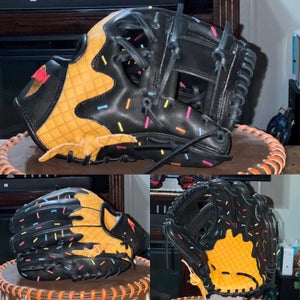 Ronin Ice Cream Baseball Glove 11.75" (New)