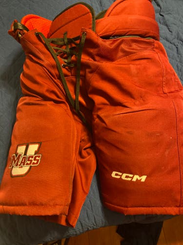 Senior Medium CCM HP45X Hockey Pants (Used)