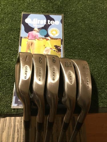 King Cobra Oversize Irons Set (7-PW-SW) Seniors Graphite Shafts