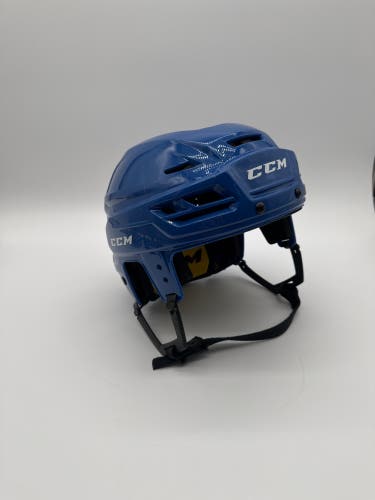 Medium CCM Tacks 210 Helmet (New)