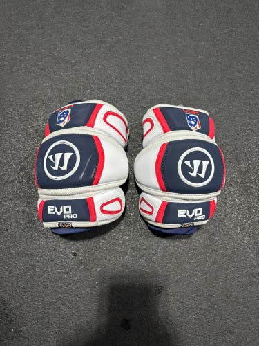 USA Elbow Pad