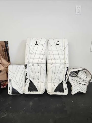 32" True 7X3 Goalie Full Set (Used) 32+2
