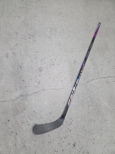 New Senior Bauer PULSE 2 Right Handed Hockey Stick P92 77 flex