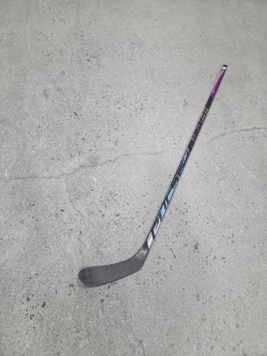 New Intermediate Bauer PULSE 2 Right Handed Hockey Stick P28 55 flex