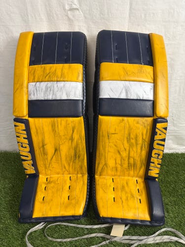 31" Senior Vaughn Velocity V10 Goalie Leg Pads Pro Stock (Used)