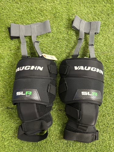 Intermediate Vaughn SLR Goalie Knee Pads  (Used)