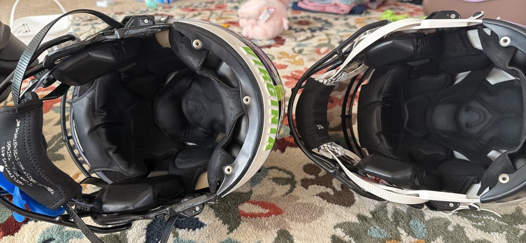 White Adult Large Riddell SpeedFlex Helmet (Used)